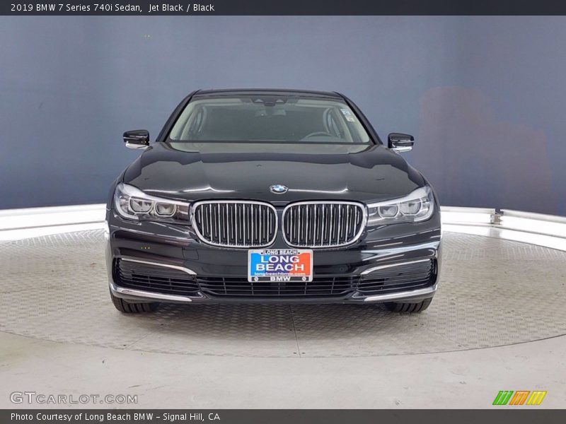 Jet Black / Black 2019 BMW 7 Series 740i Sedan