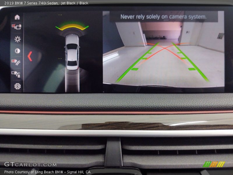 Jet Black / Black 2019 BMW 7 Series 740i Sedan