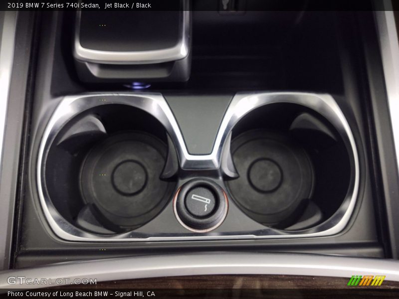 Jet Black / Black 2019 BMW 7 Series 740i Sedan