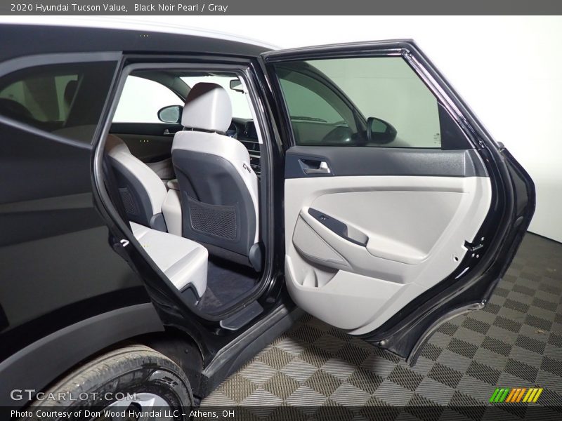 Black Noir Pearl / Gray 2020 Hyundai Tucson Value