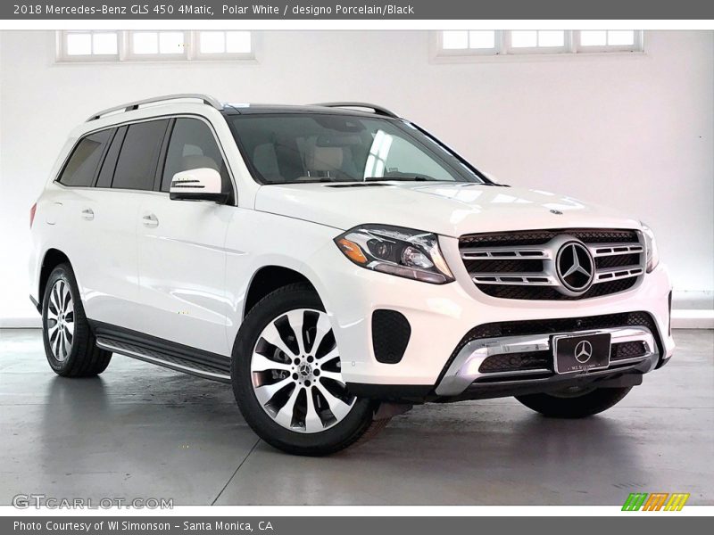 Front 3/4 View of 2018 GLS 450 4Matic