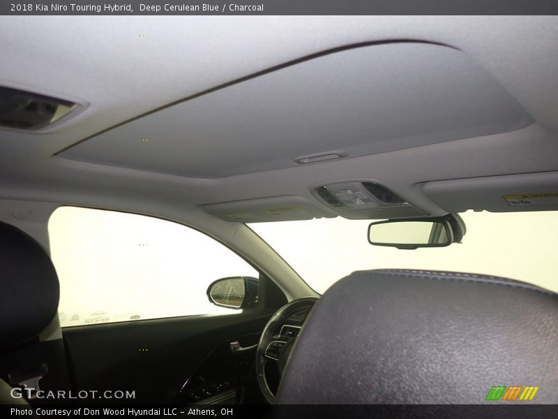 Deep Cerulean Blue / Charcoal 2018 Kia Niro Touring Hybrid