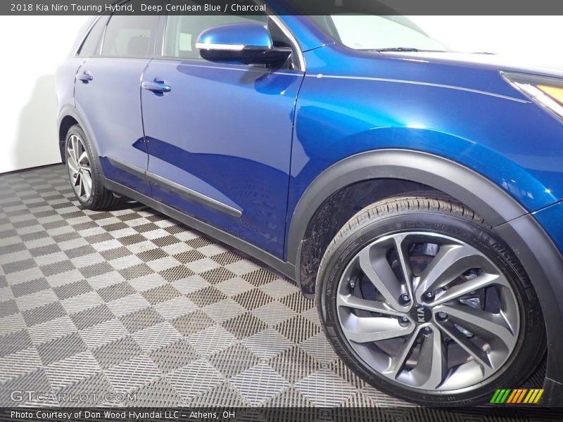 Deep Cerulean Blue / Charcoal 2018 Kia Niro Touring Hybrid