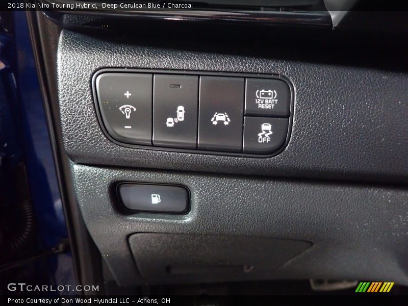 Deep Cerulean Blue / Charcoal 2018 Kia Niro Touring Hybrid
