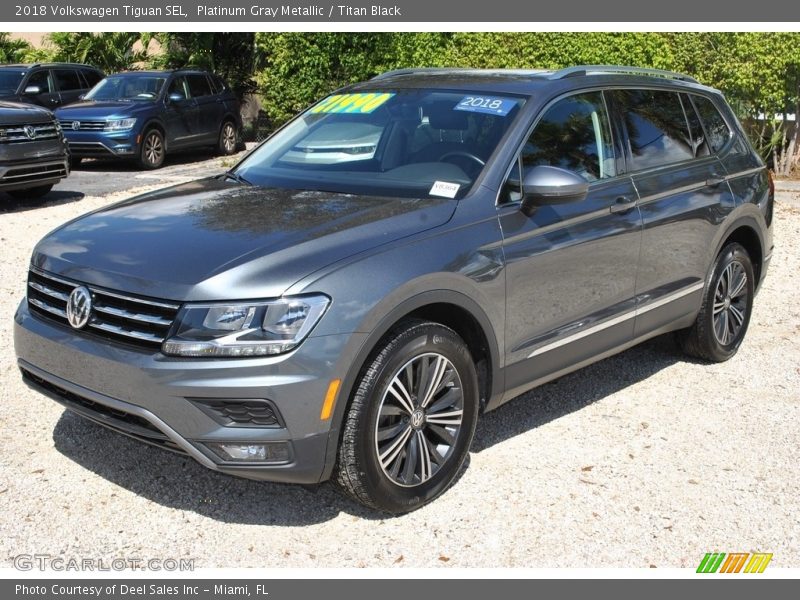 Front 3/4 View of 2018 Tiguan SEL