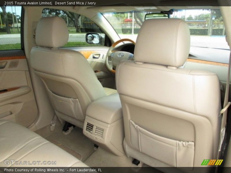 Desert Sand Mica / Ivory 2005 Toyota Avalon Limited