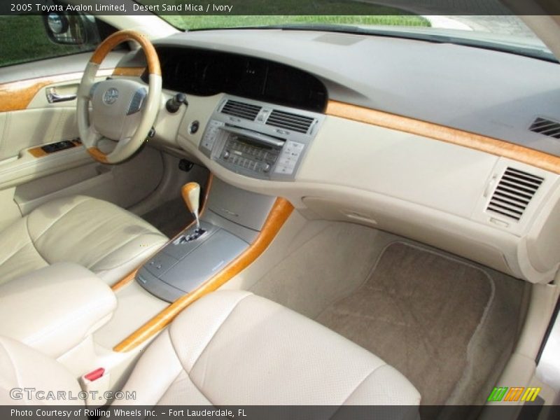 Desert Sand Mica / Ivory 2005 Toyota Avalon Limited
