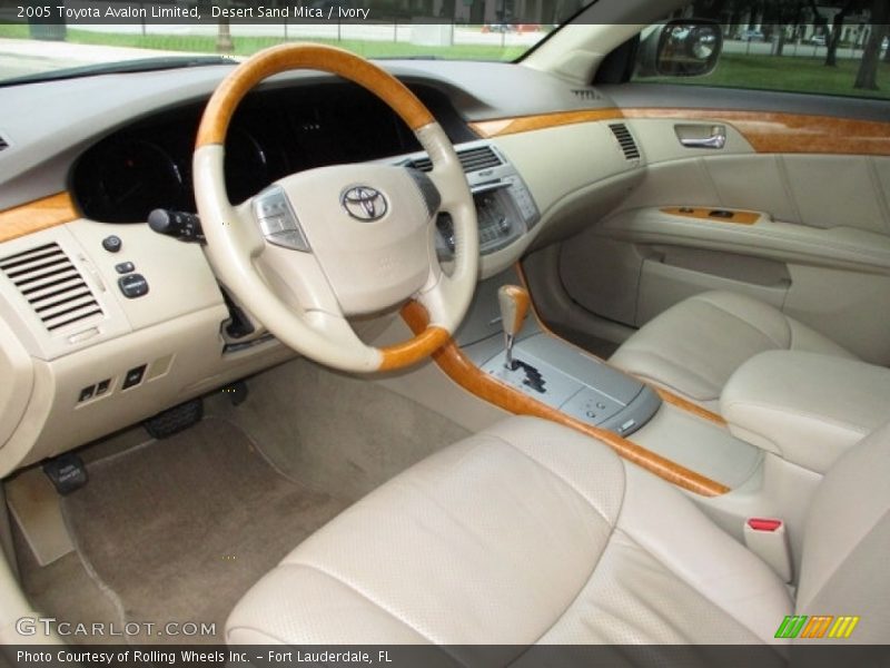Desert Sand Mica / Ivory 2005 Toyota Avalon Limited