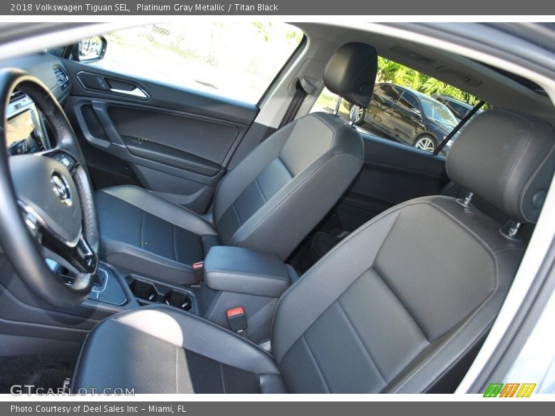 Platinum Gray Metallic / Titan Black 2018 Volkswagen Tiguan SEL