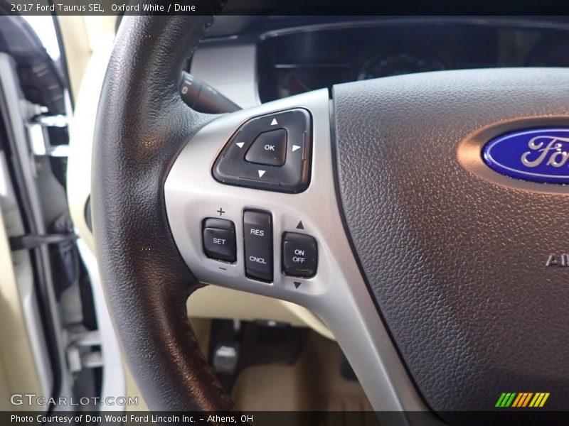 Oxford White / Dune 2017 Ford Taurus SEL