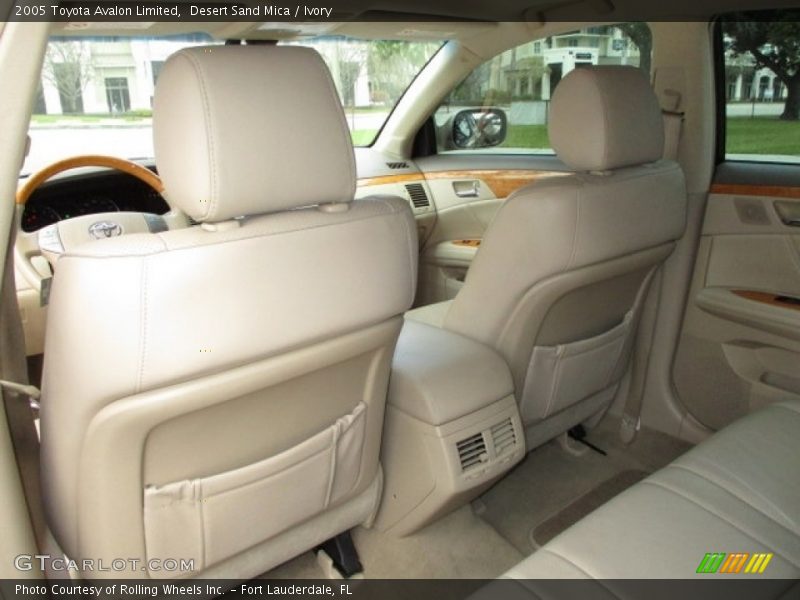Desert Sand Mica / Ivory 2005 Toyota Avalon Limited