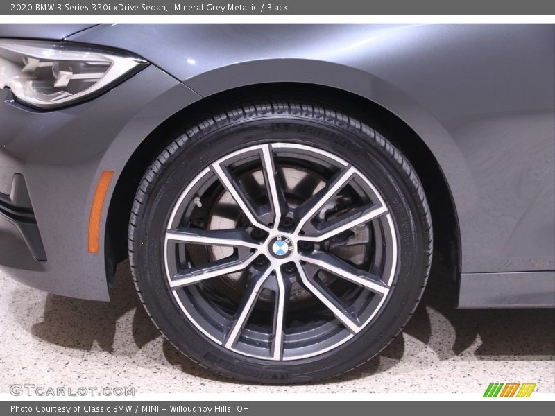 Mineral Grey Metallic / Black 2020 BMW 3 Series 330i xDrive Sedan