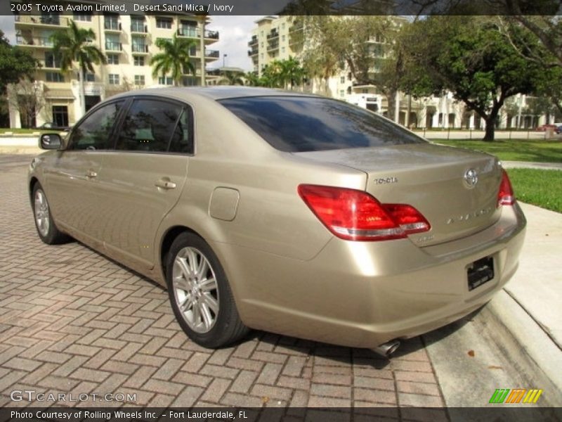 Desert Sand Mica / Ivory 2005 Toyota Avalon Limited