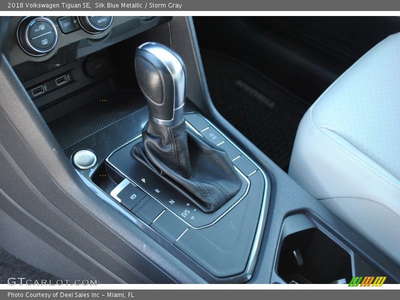 Silk Blue Metallic / Storm Gray 2018 Volkswagen Tiguan SE