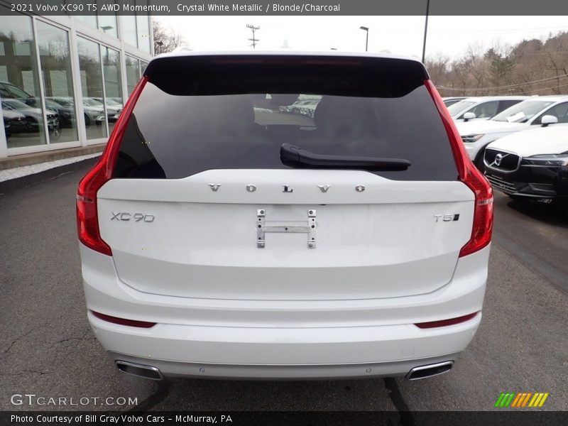 Crystal White Metallic / Blonde/Charcoal 2021 Volvo XC90 T5 AWD Momentum