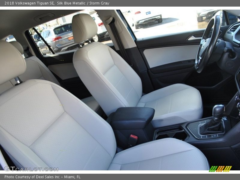 Silk Blue Metallic / Storm Gray 2018 Volkswagen Tiguan SE