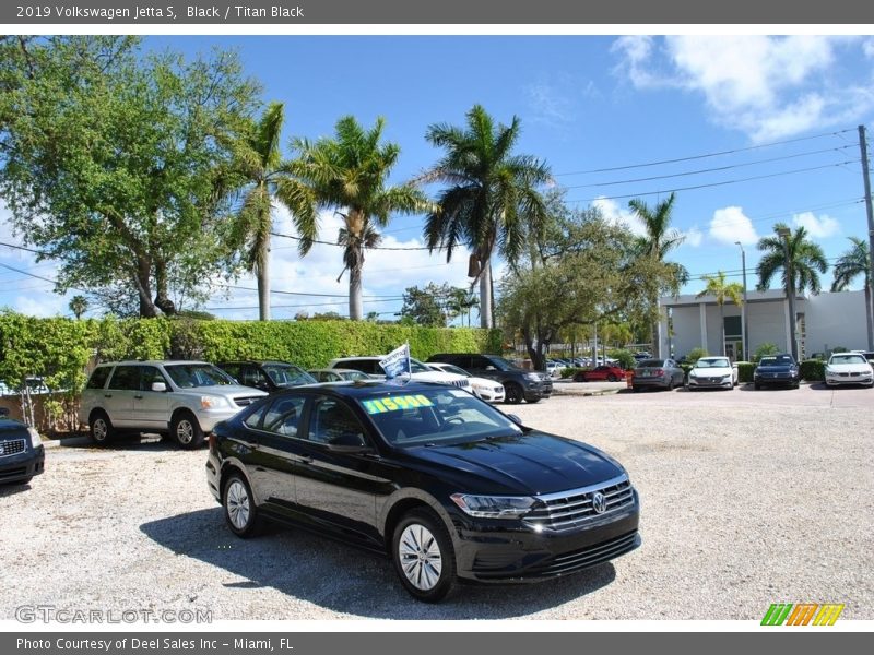 Black / Titan Black 2019 Volkswagen Jetta S