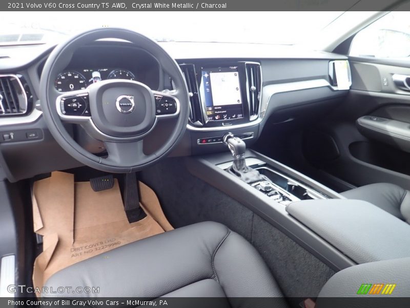  2021 V60 Cross Country T5 AWD Charcoal Interior