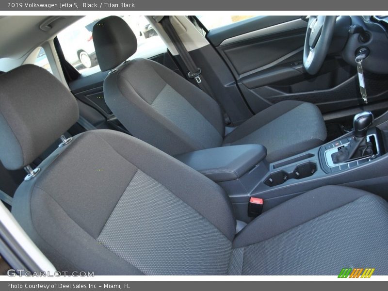 Black / Titan Black 2019 Volkswagen Jetta S