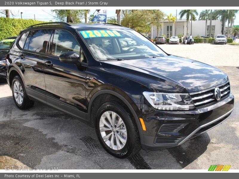 Deep Black Pearl / Storm Gray 2020 Volkswagen Tiguan S