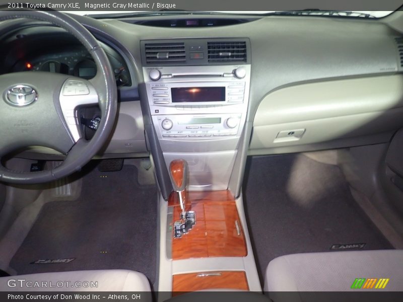 Magnetic Gray Metallic / Bisque 2011 Toyota Camry XLE