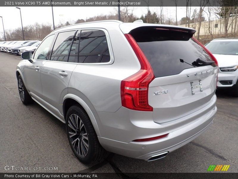 Bright Silver Metallic / Blonde/Charcoal 2021 Volvo XC90 T5 AWD Momentum