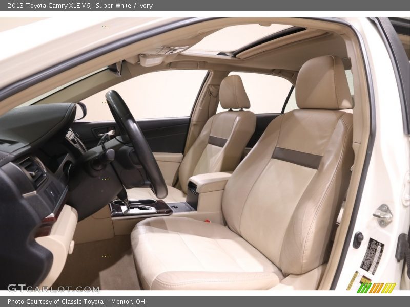 Super White / Ivory 2013 Toyota Camry XLE V6