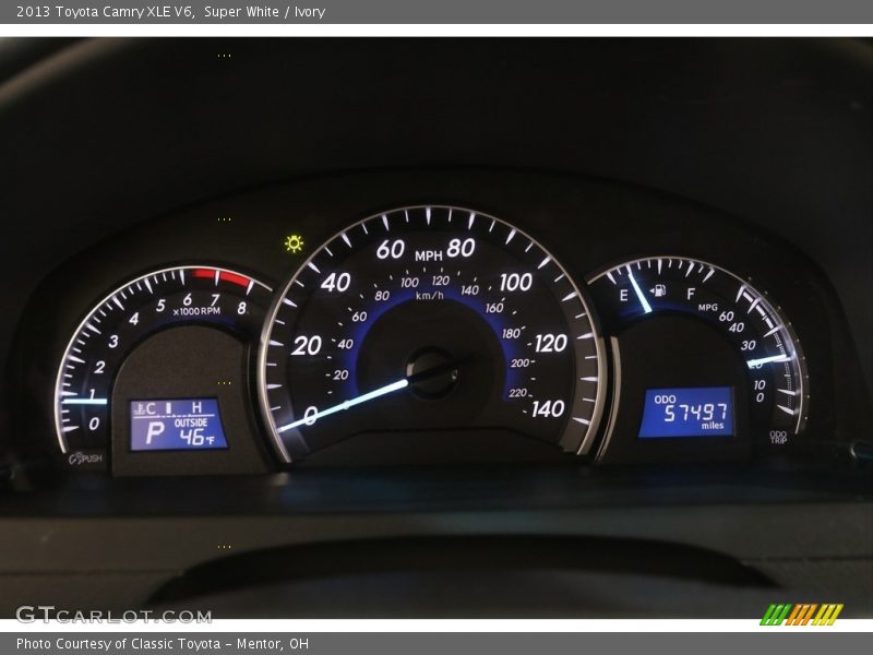Super White / Ivory 2013 Toyota Camry XLE V6