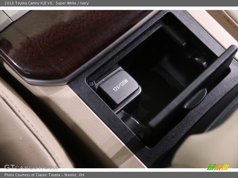 Super White / Ivory 2013 Toyota Camry XLE V6
