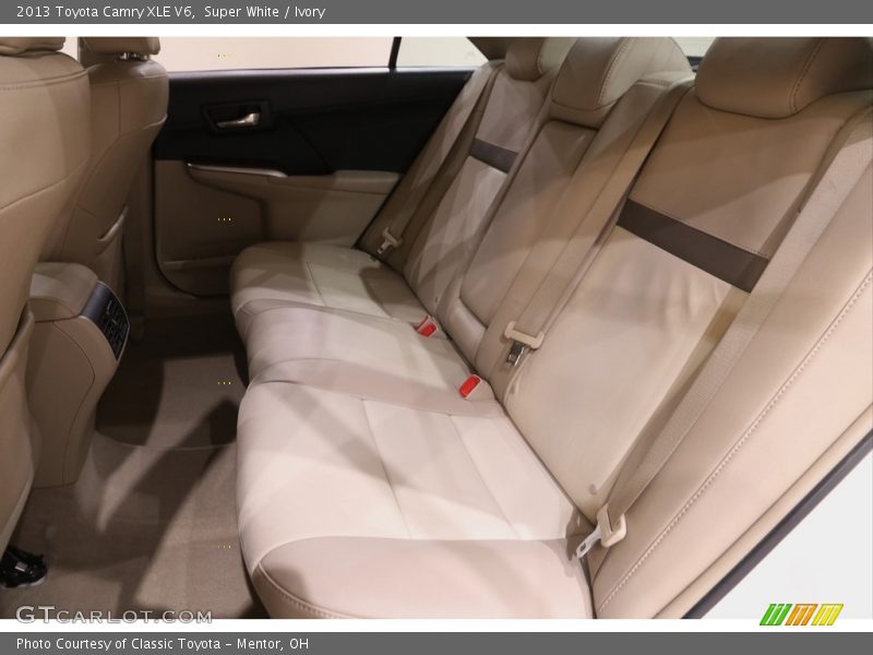 Super White / Ivory 2013 Toyota Camry XLE V6