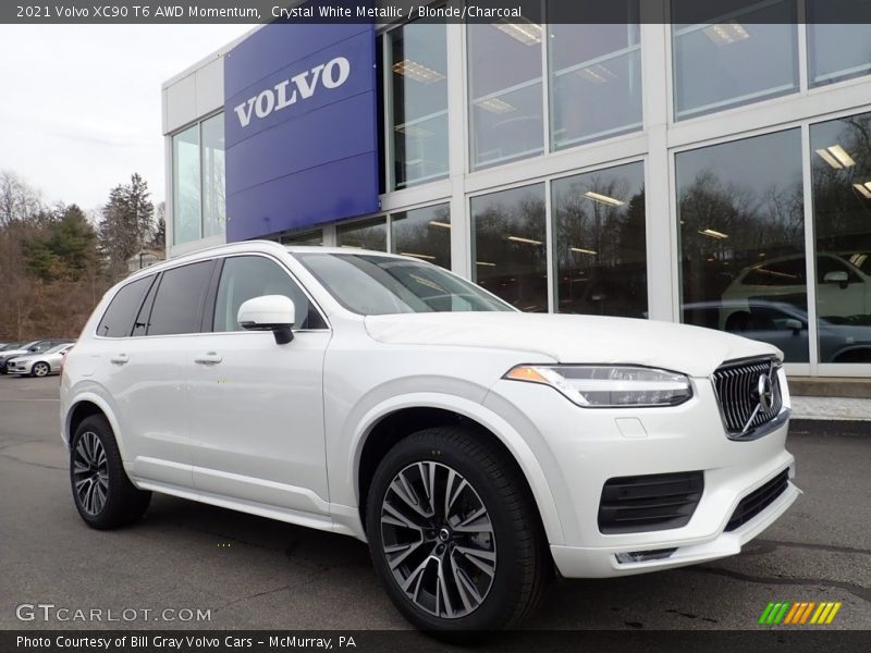 Crystal White Metallic / Blonde/Charcoal 2021 Volvo XC90 T6 AWD Momentum