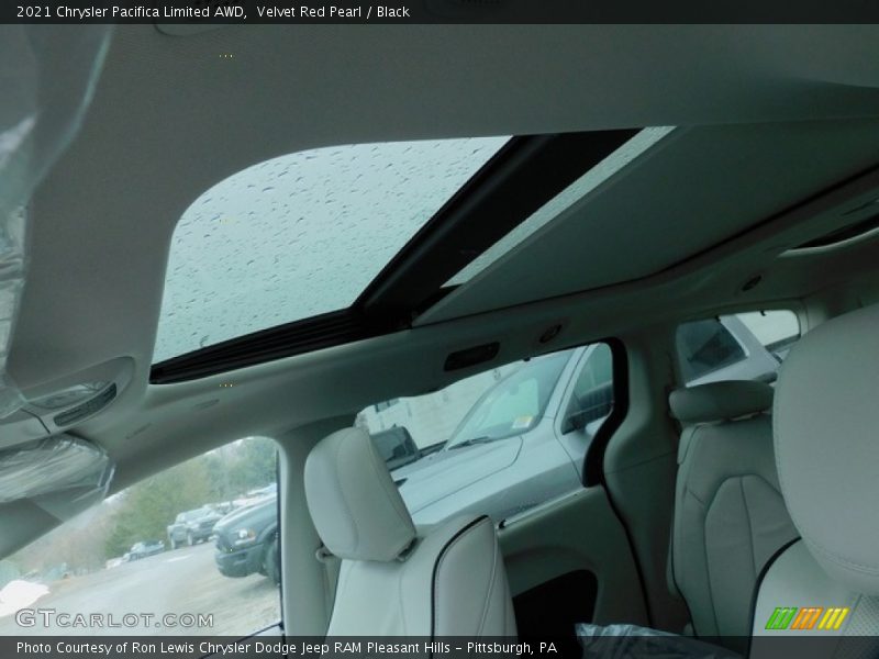 Velvet Red Pearl / Black 2021 Chrysler Pacifica Limited AWD