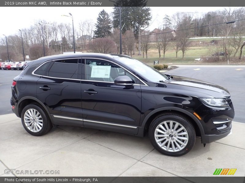 Infinite Black Metallic / Ebony 2019 Lincoln MKC AWD