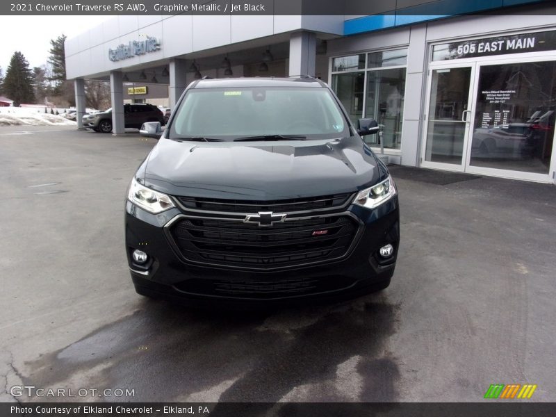 Graphite Metallic / Jet Black 2021 Chevrolet Traverse RS AWD