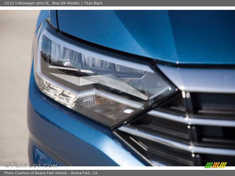Blue Silk Metallic / Titan Black 2019 Volkswagen Jetta SE