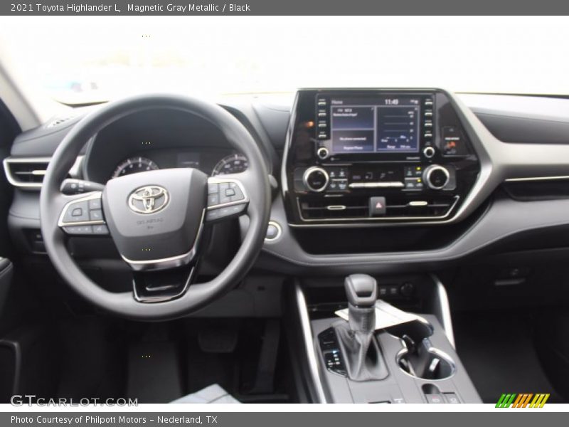 Magnetic Gray Metallic / Black 2021 Toyota Highlander L