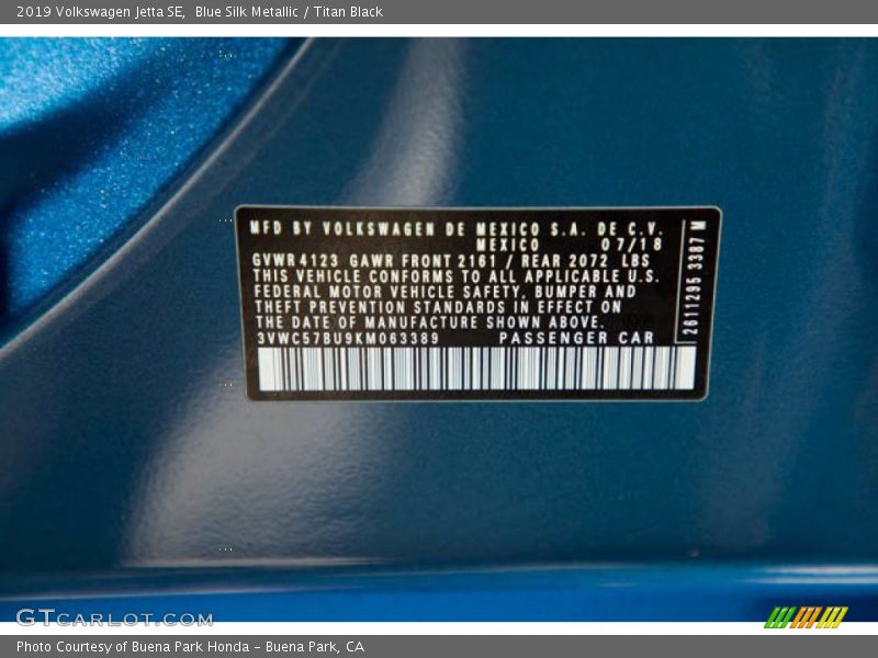 Blue Silk Metallic / Titan Black 2019 Volkswagen Jetta SE