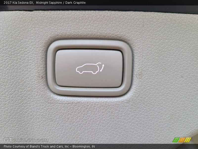 Midnight Sapphire / Dark Graphite 2017 Kia Sedona EX