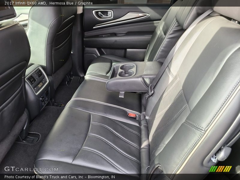 Rear Seat of 2017 QX60 AWD