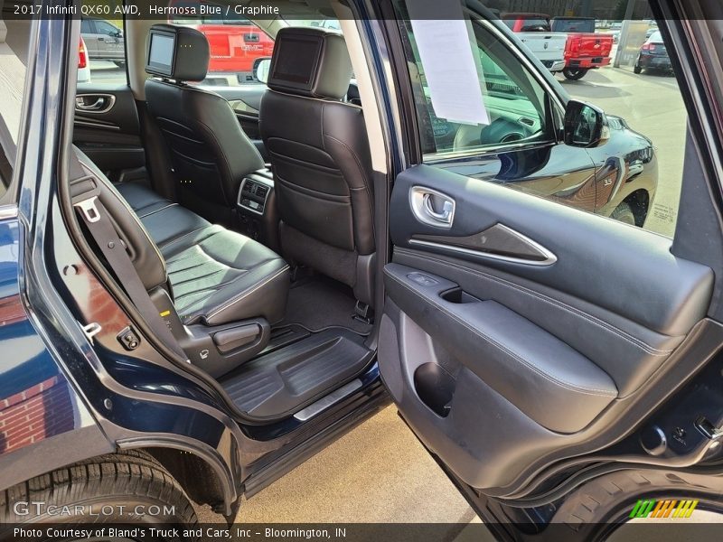 Rear Seat of 2017 QX60 AWD