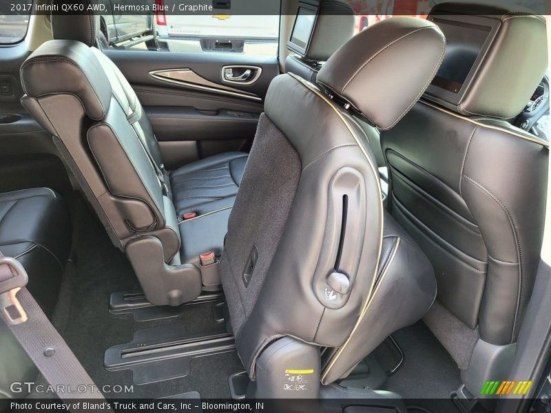 Rear Seat of 2017 QX60 AWD
