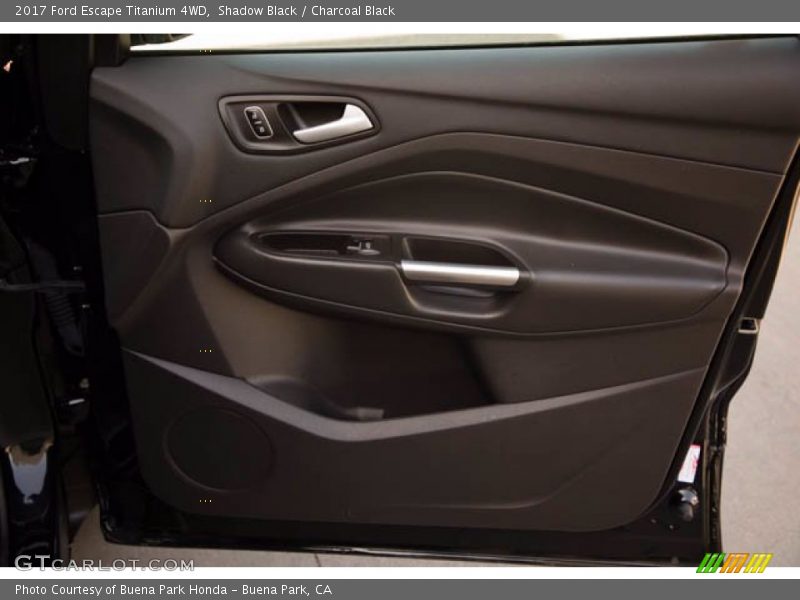 Shadow Black / Charcoal Black 2017 Ford Escape Titanium 4WD