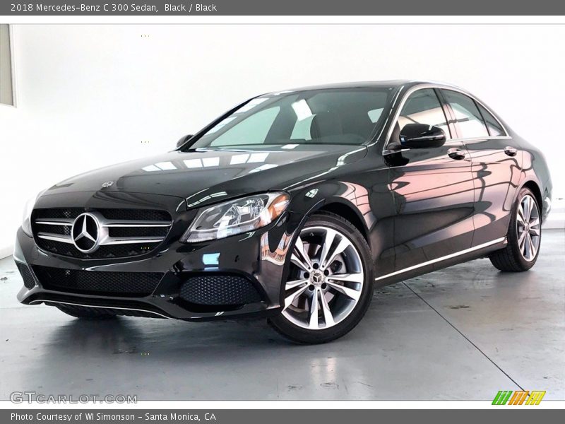 Front 3/4 View of 2018 C 300 Sedan
