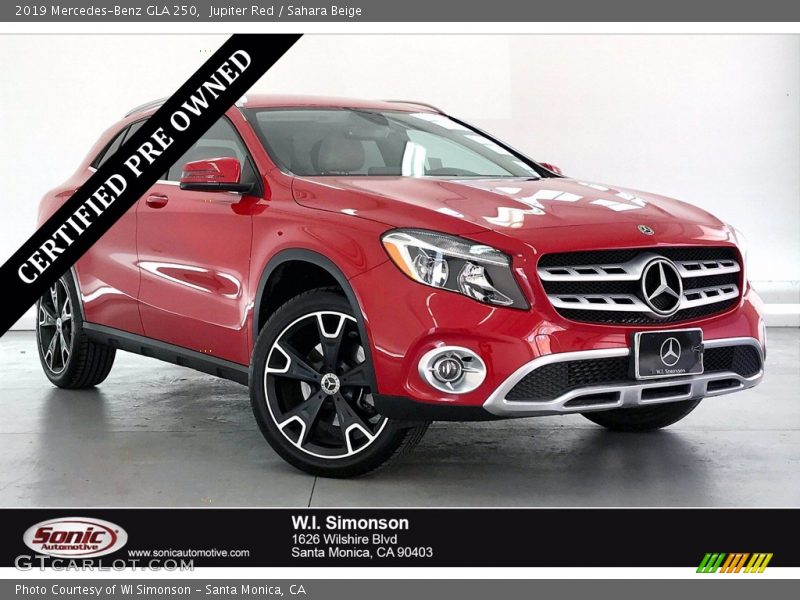 Jupiter Red / Sahara Beige 2019 Mercedes-Benz GLA 250