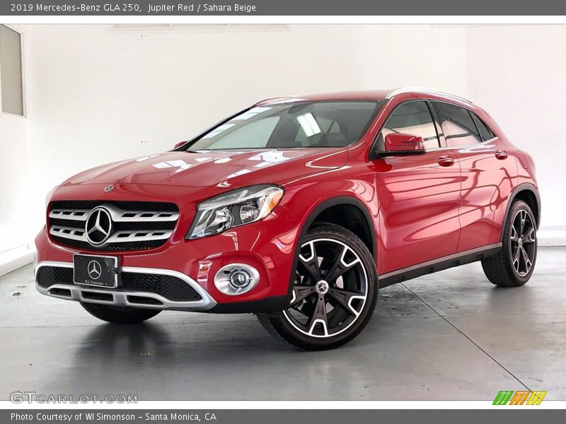Jupiter Red / Sahara Beige 2019 Mercedes-Benz GLA 250