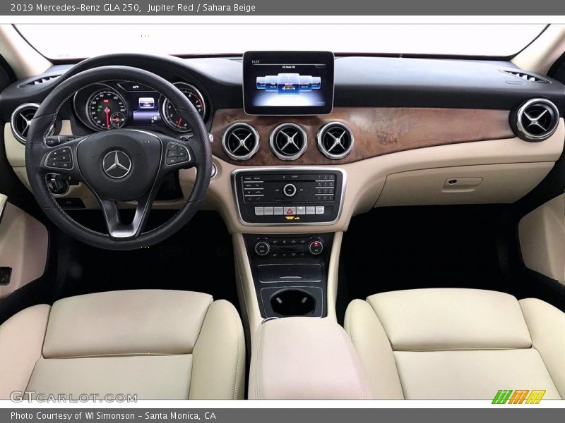 Jupiter Red / Sahara Beige 2019 Mercedes-Benz GLA 250