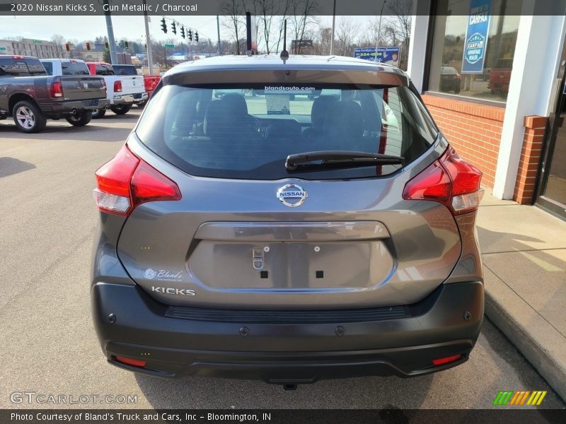 Gun Metallic / Charcoal 2020 Nissan Kicks S