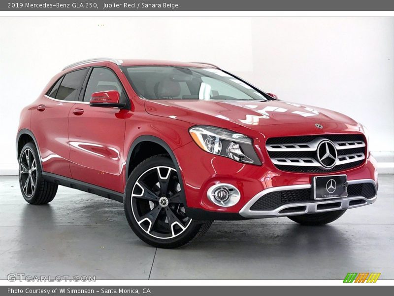 Jupiter Red / Sahara Beige 2019 Mercedes-Benz GLA 250