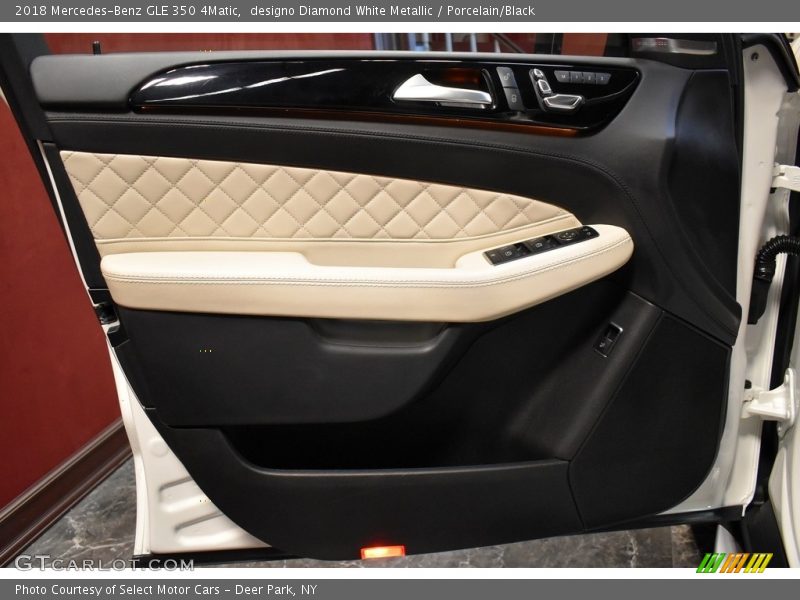 designo Diamond White Metallic / Porcelain/Black 2018 Mercedes-Benz GLE 350 4Matic