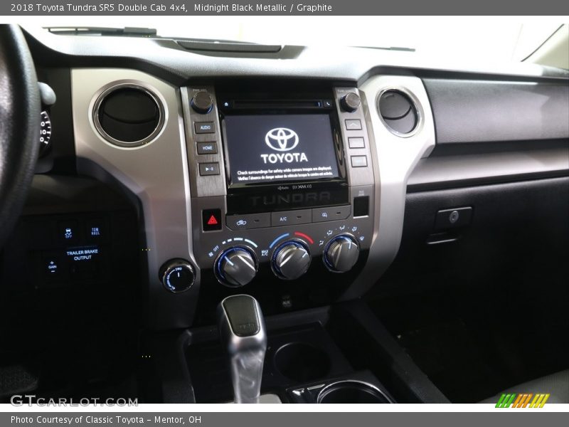 Midnight Black Metallic / Graphite 2018 Toyota Tundra SR5 Double Cab 4x4